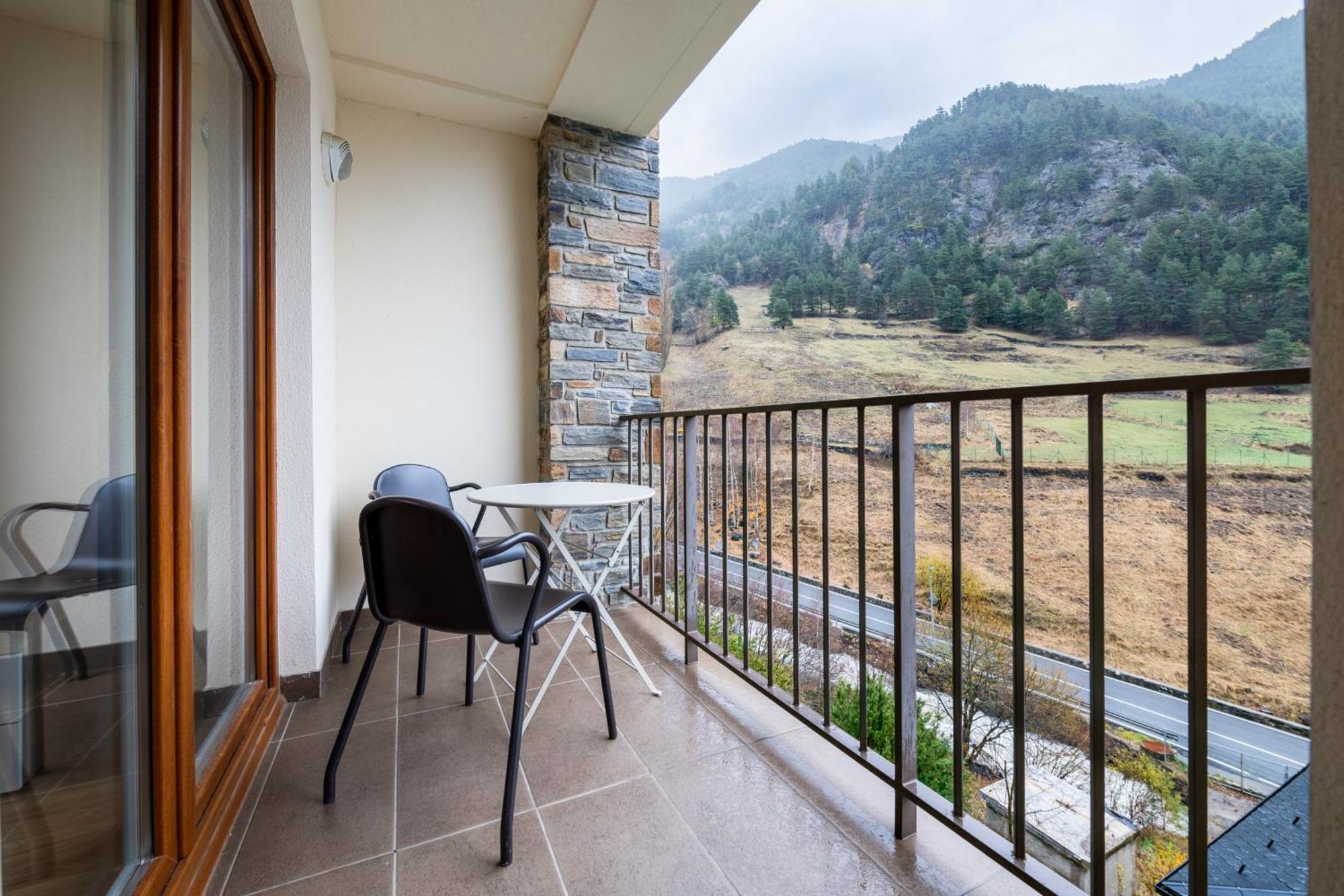Apartamento Ribasol Vallnord En Arinsal Tintin ภายนอก รูปภาพ